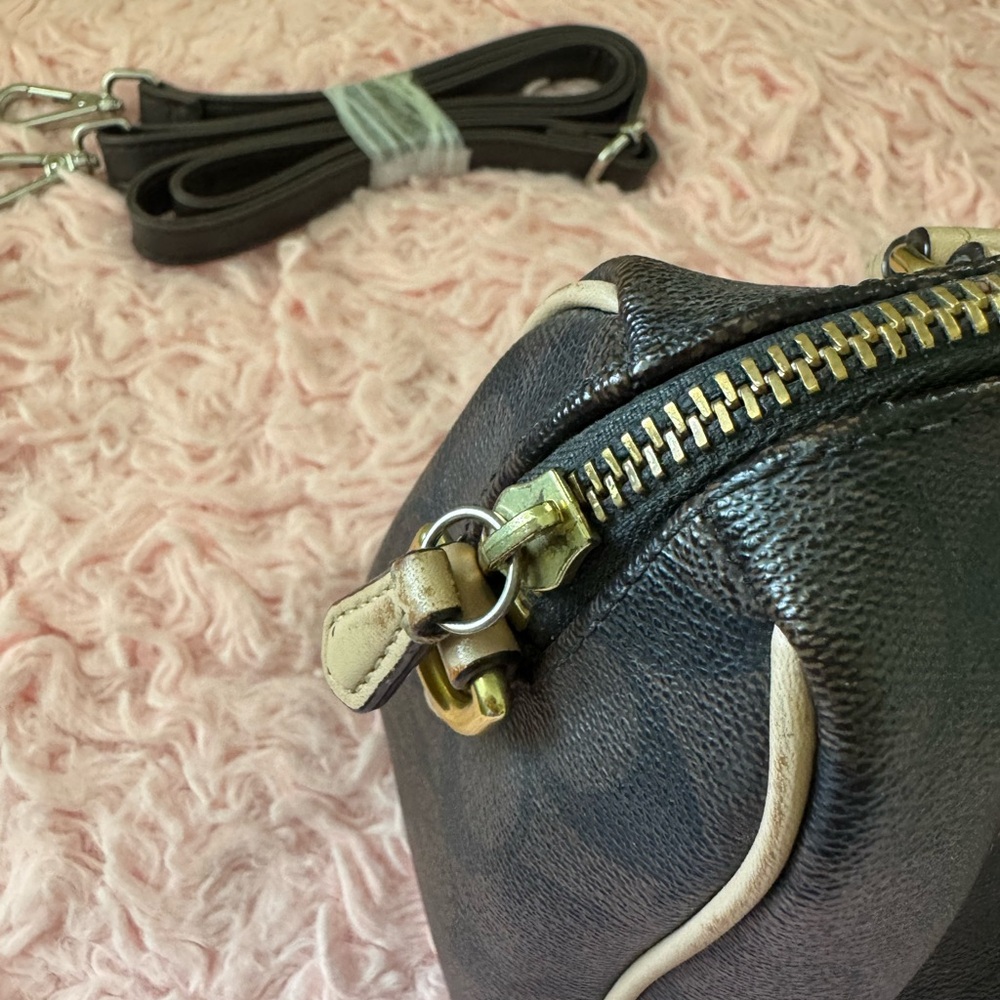 Coach Peyton Mini Satchel - Picture 7 of 7